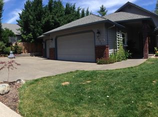 2131 NW Crown St, Grants Pass, OR 97526