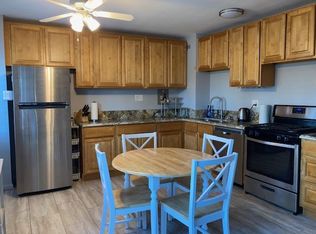 1200 S Arlington Ridge Rd APT 204, Arlington, VA 22202