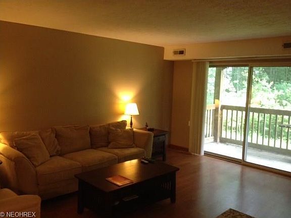 3rd image of 27083 Oakwood Cir #X-110