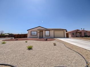 1108 Rancho Elegante Dr, Calexico, CA 92231