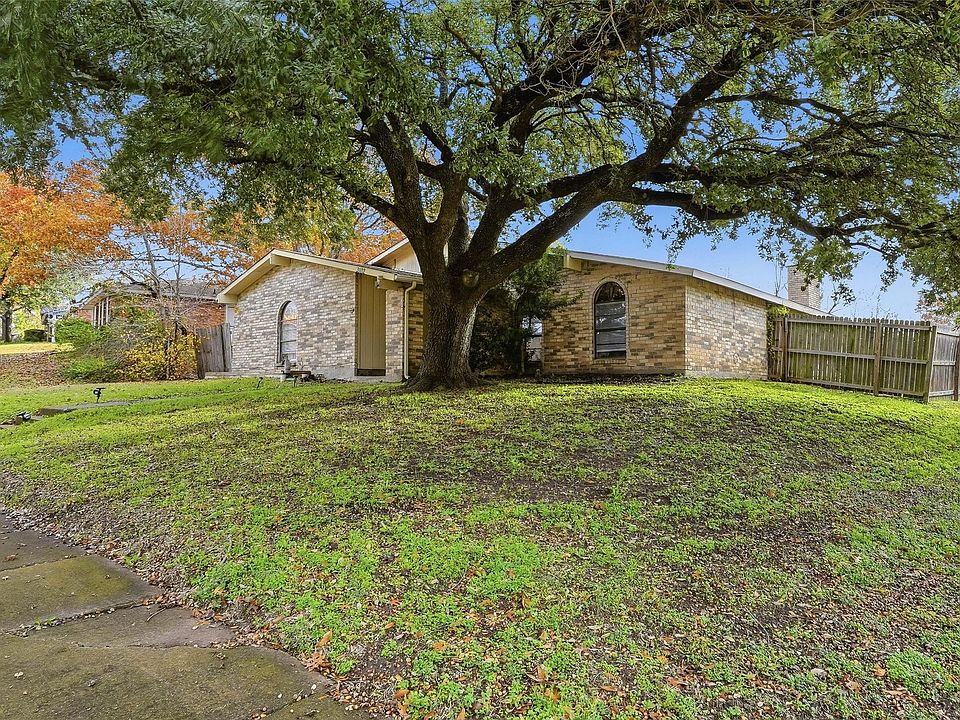 1st image of 3102 Overglen Dr