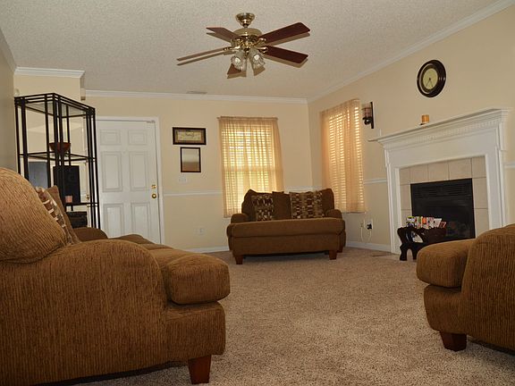 2nd image of 1701 Hardy Dr