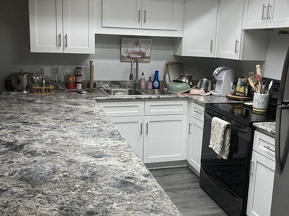 3rd image of 2430 India Palm Dr APT A