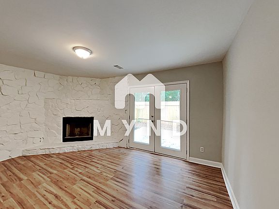 4th image of 2731 Penwood Pl