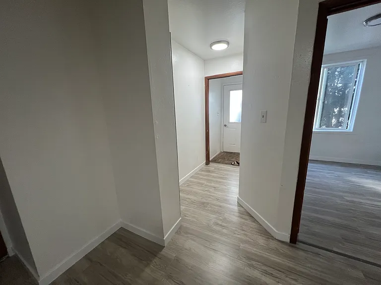 115 N Main Ave #4 — Photo 9