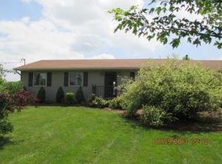 2750 Hayes Rd, Yale, MI 48097