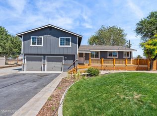 50 N Spring Mountain Cir, Sparks, NV 89436