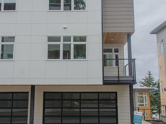 2nd image of 4041 129th Pl SE