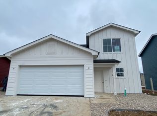 486 Pony Express Trl, Ault, CO 80610