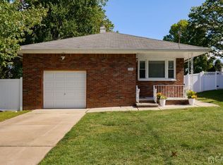 158 Edgewood Ave, Colonia, NJ 07067