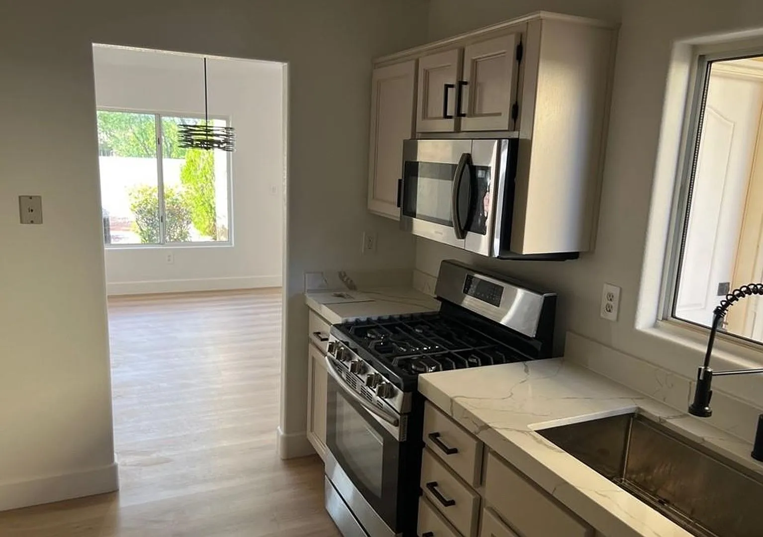 Beautifully Renovated 2-Bedroom Home in Sun City Summerlin | Single Story — Photo 4