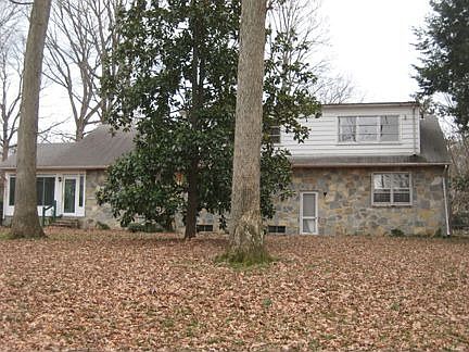 4th image of 313 Tarrytown Dr