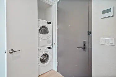 Rented by Chase Global Realty Corp