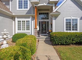 7307 N Tullis Ave, Kansas City, MO 64158