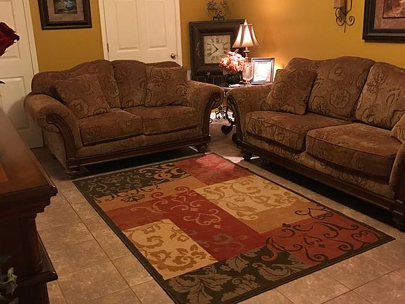5th image of 291 Walnut Dr