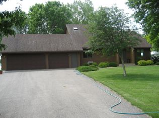 1407 W Latoka Dr SW, Alexandria, MN 56308