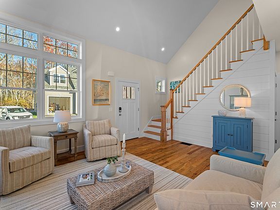 2nd image of 12 Ivy Hill Road #12