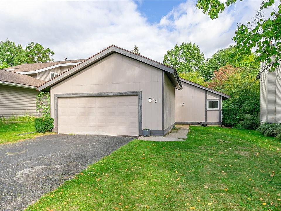 1st image of 12 Hepatica Ln