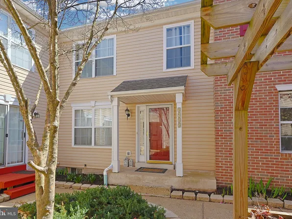 3943 Captain Molly Cir, Doylestown, PA 18902