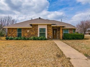 6617 Parkridge Dr, Sachse, TX 75048