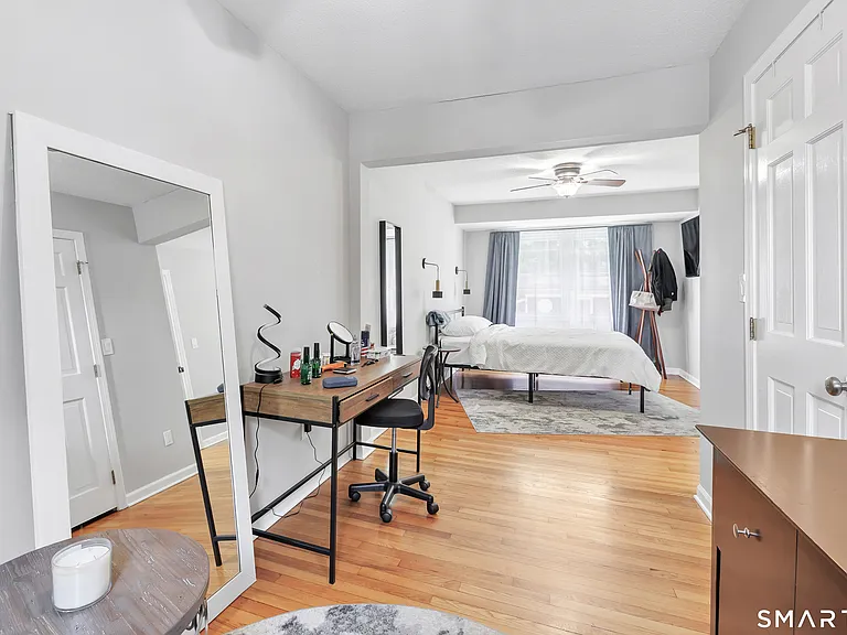 66 Washington Rd — Photo 28