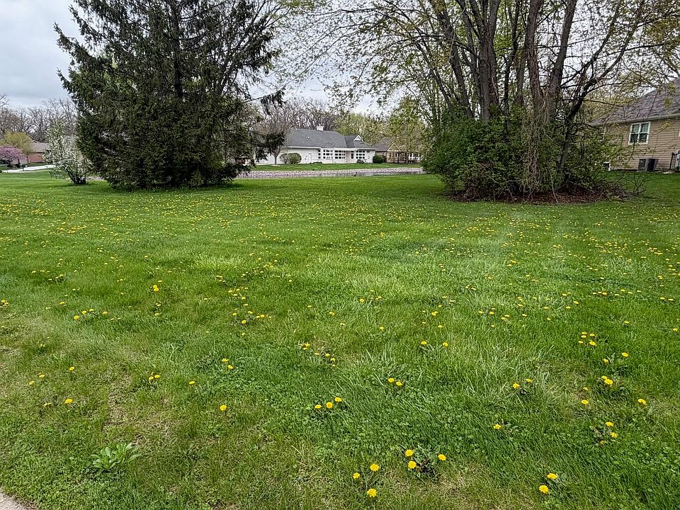 1st image of 5351 Woodland Pond Ln