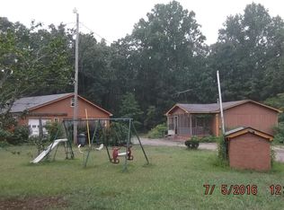 1261 Johnson Rd, Senoia, GA 30276