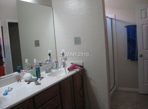 5th image of 8901 Briar Bay Dr