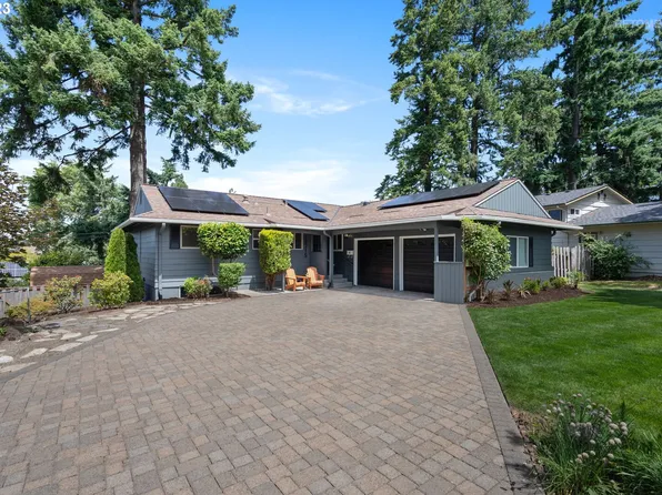 12715 SW Bowmont St, Portland, OR 97225