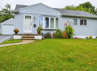 5550 Barrett Dr, Dayton, OH 45431