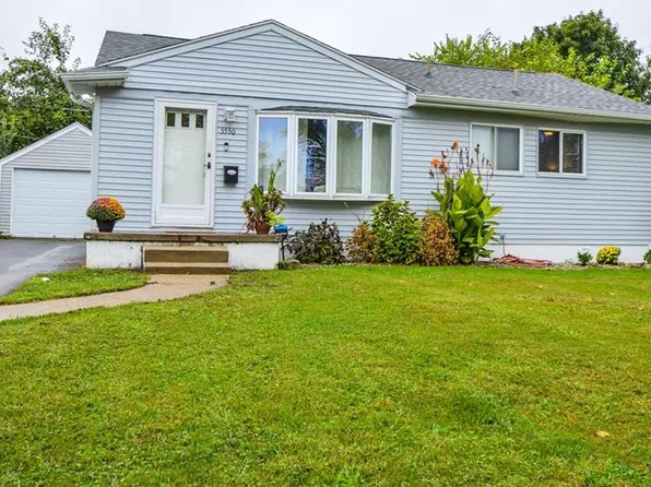 5550 Barrett Dr, Dayton, OH 45431