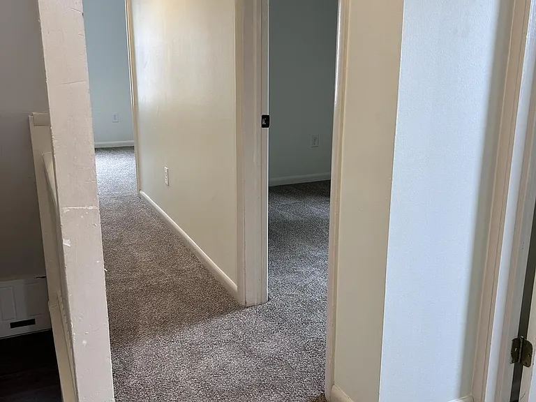 220 Sheas Ter — Photo 19