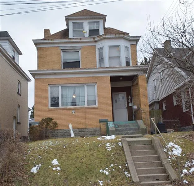 91 Kendall Ave photo 1