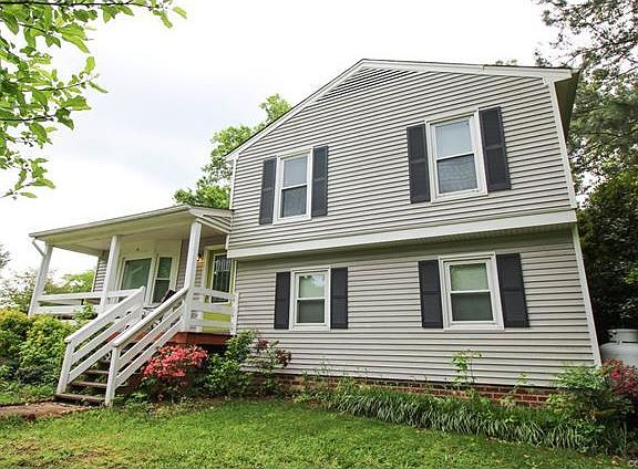 2nd image of 4952 Newross Ct