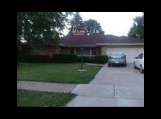 245 N Maison Ct, Elmhurst, IL