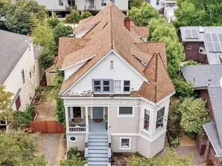 2228 McKinley Ave — Photo 3