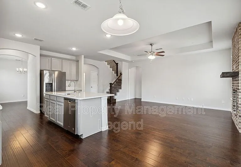 1833 Meadow Trail Ln — Photo 13