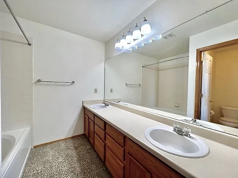 4275 Addax Ct — Photo 24
