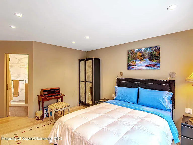 500 Fairway Dr — Photo 19