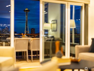 564 Ward Street #A, Seattle, WA, 98109