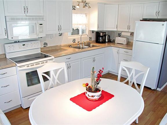 4th image of 770 32nd Ave S Lot 518