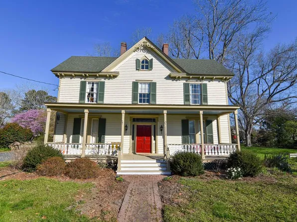 23329 Back St, Accomac, VA 23301