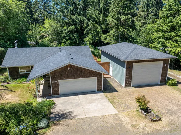 2894 NE Vine Maple Loop, Yachats, OR 97498