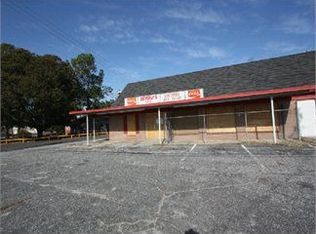 2020 W 5th St, Lumberton, NC 28358