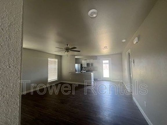 3rd image of 1122 Bourbon St