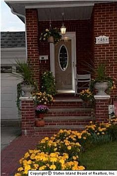 2nd image of 46 Clawson St