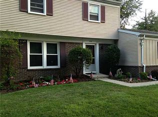 924 W Wayne St, Maumee, OH 43537