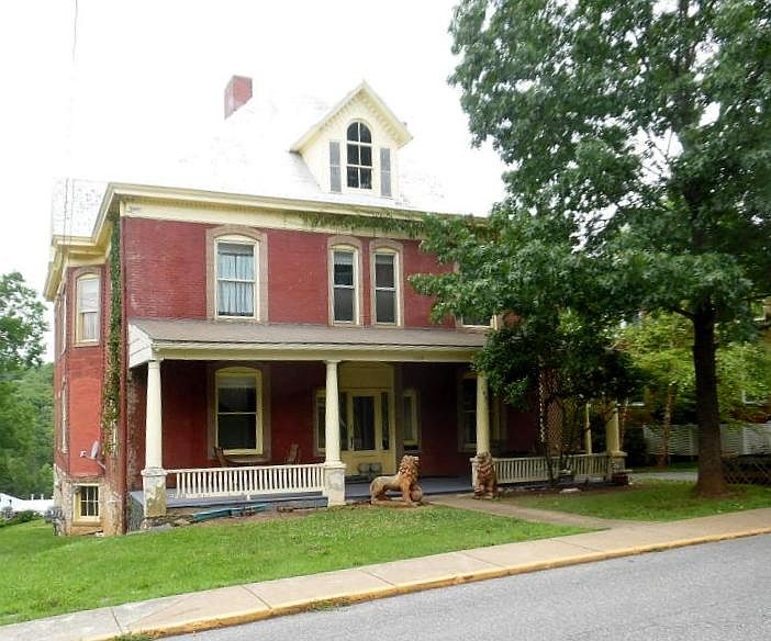 1st image of 109 Myers St