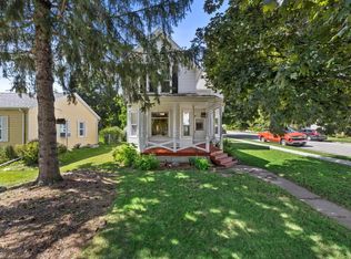 403 S Main St, Hartford, WI 53027