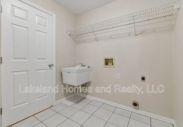 95 Woodside Dr — Photo 43